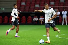 刺的董事會 刺的董事會